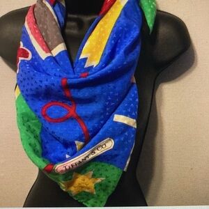 TIFFANY&Co Scarf 🧣 Bold Colors